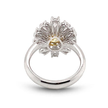 Load image into Gallery viewer, Daisy Fancy Yellow Ring