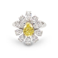 Load image into Gallery viewer, Daisy Fancy Yellow Ring